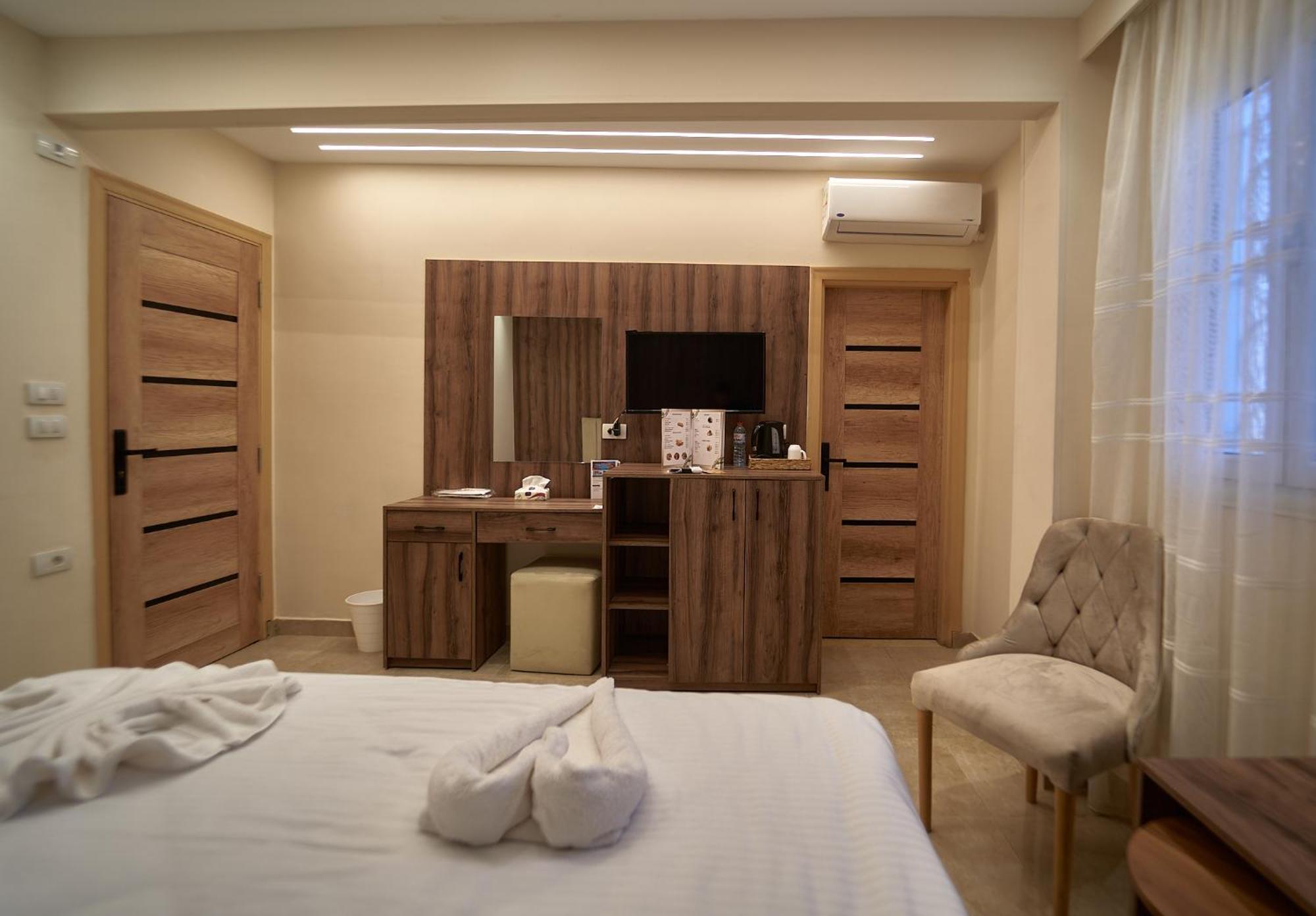 The Palace Pyramids Inn Nazlet el-Sîsi المظهر الخارجي الصورة